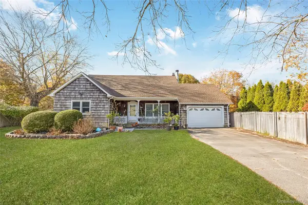 18 Atlantic Avenue, East Moriches, NY 11940