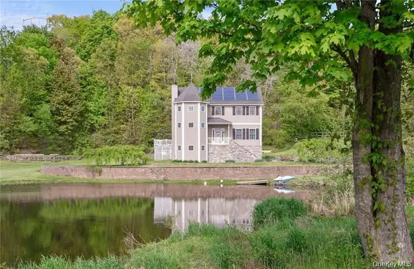 237 Lattintown Road, Marlboro, NY 12542