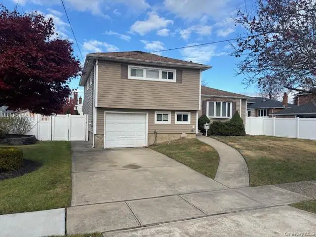 161 Aster, Massapequa Park, NY 11762 - Image #1