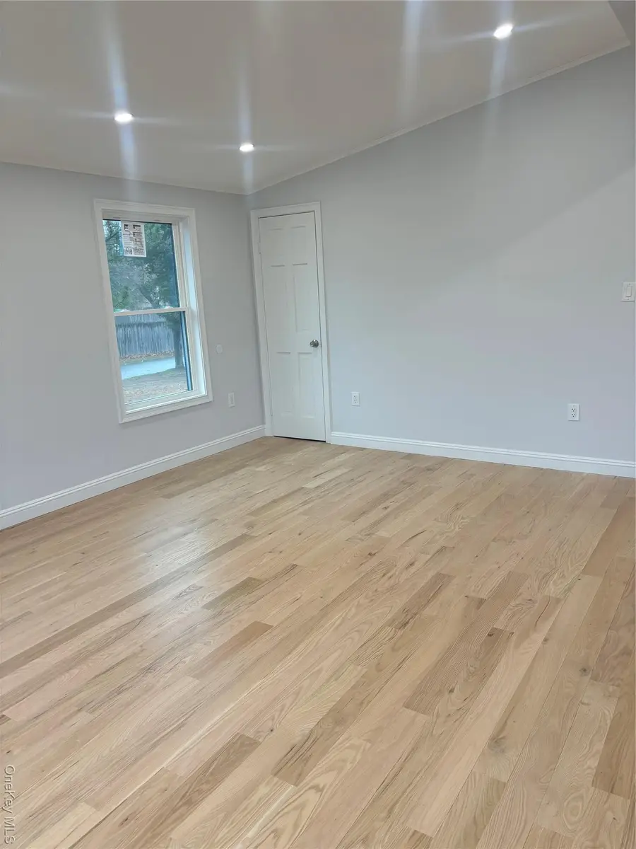 409 Bay Avenue, Patchogue, NY 11772 - Image #3