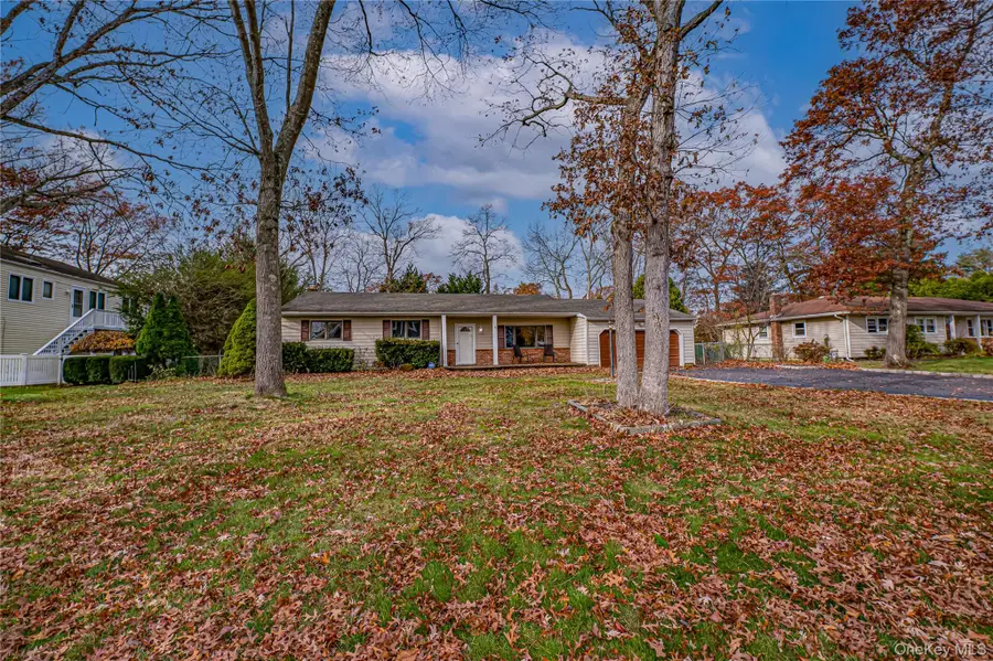 4 Debra Drive, Nesconset, NY 11767 - Image #2