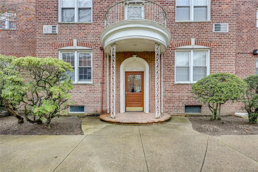 250 Central Avenue #B204, Lawrence, NY 11559 - Image #3