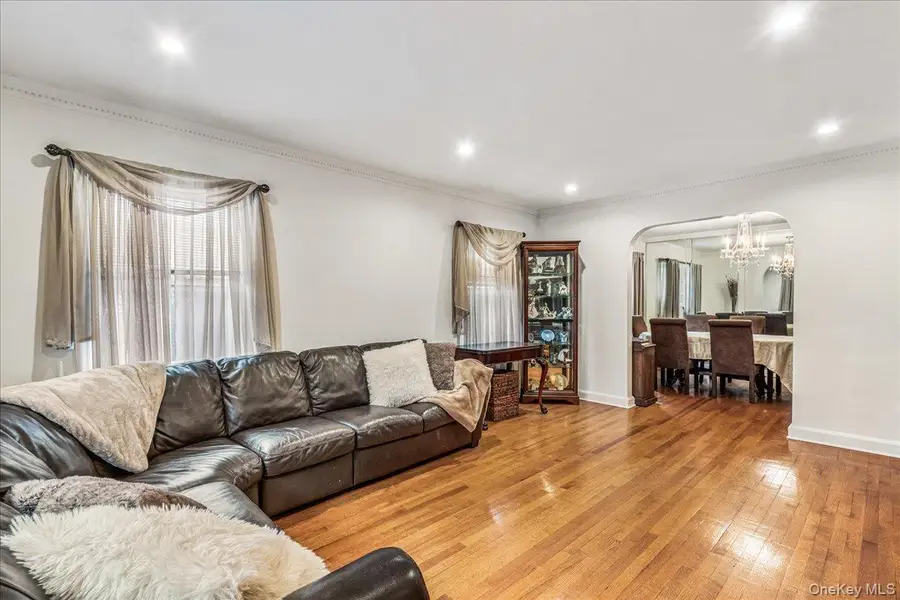 186-15 Grand Central Parkway, Jamaica, NY 11432 - Image #3