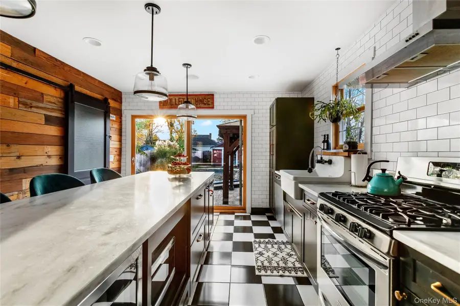 16 Wiggins Avenue, Patchogue, NY 11772 - Image #3