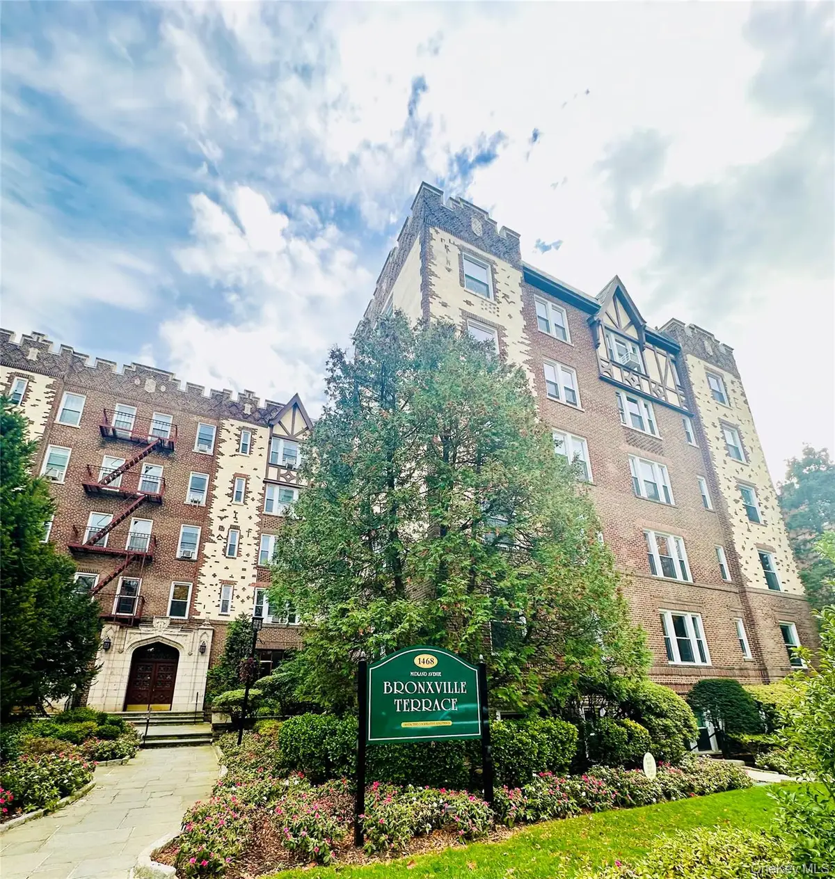 1468 Midland Avenue #2F, Bronxville, NY 10708 - Image #1