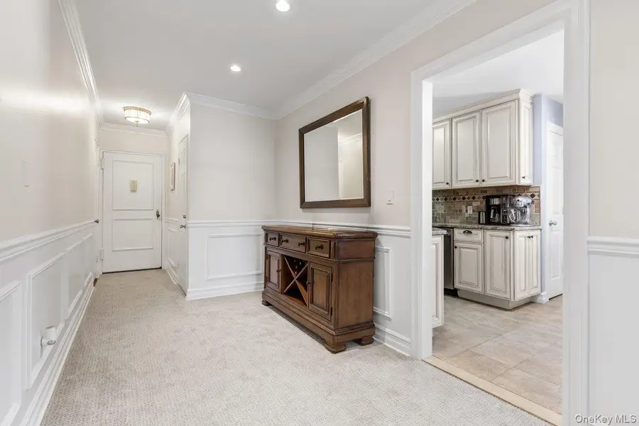 15 Bryant Crescent #1K, White Plains, NY 10605 - Image #3