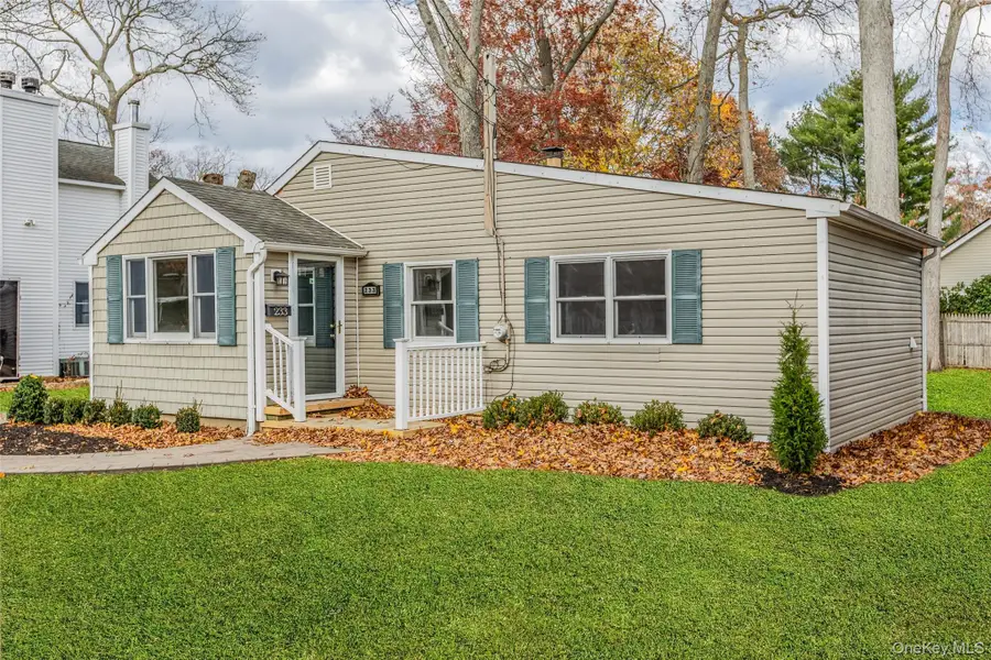 233 Cedar Street, Saint James, NY 11780 - Image #2