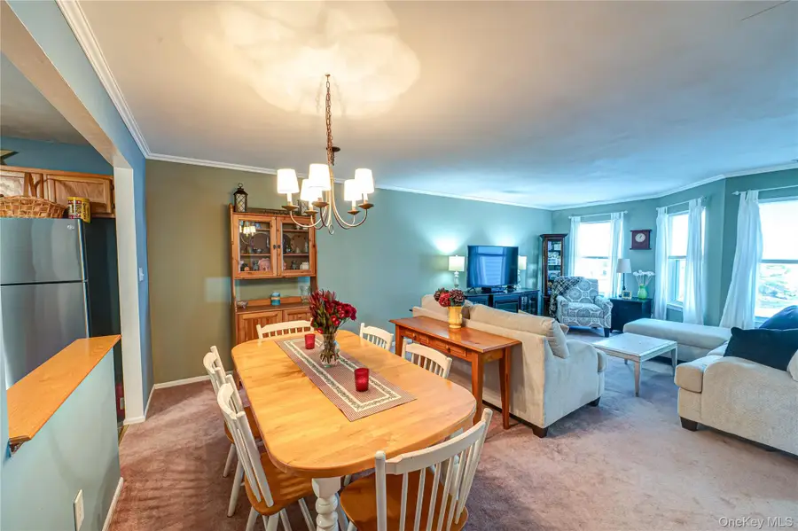 82 Leeward Court, Port Jefferson, NY 11777 - Image #3