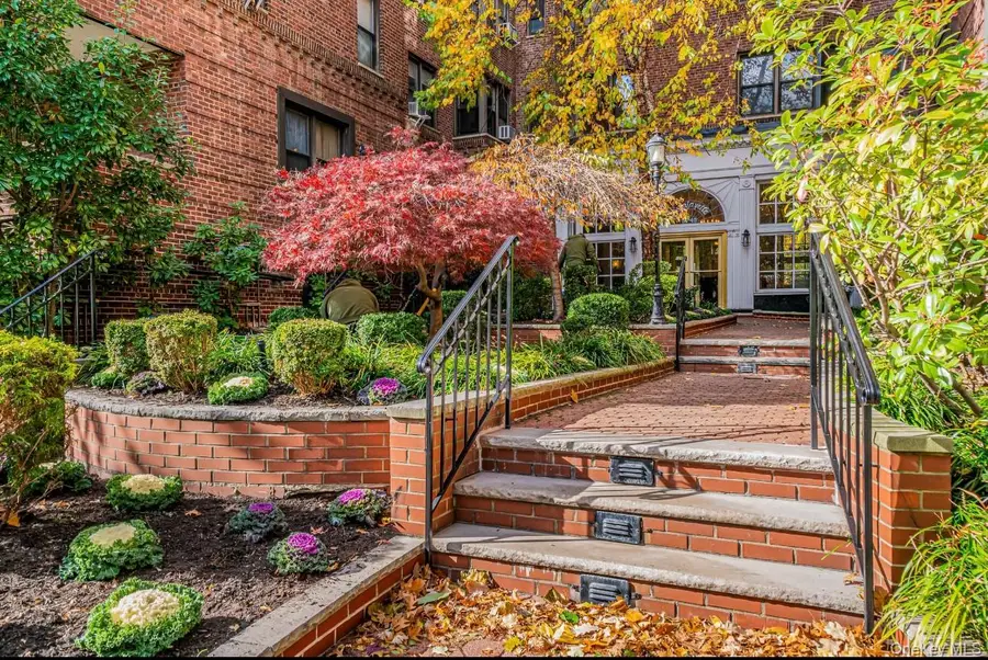 69-40 Yellowstone Boulevard #119, Forest Hills, NY 11375 - Image #2