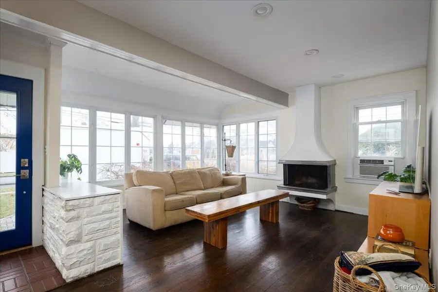 48 Rosebud Avenue, Merrick, NY 11566 - Image #3