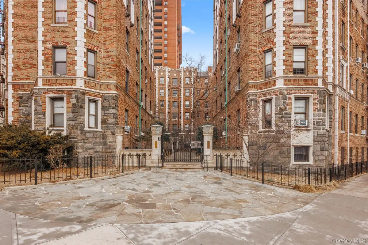 3394 Wayne Avenue #E23, Bronx, NY 10467 - Image #1