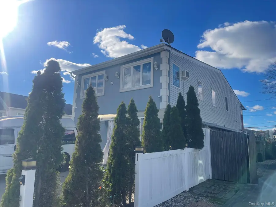 104 Ostend Road, Island Park, NY 11558 - Image #3