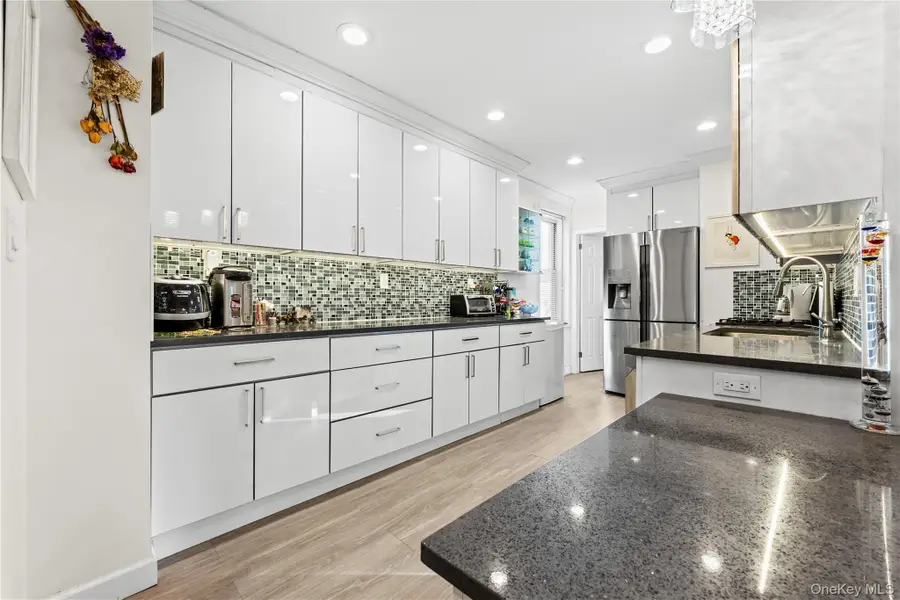 23-45 Bell Boulevard #5G, Bayside, NY 11360 - Image #3