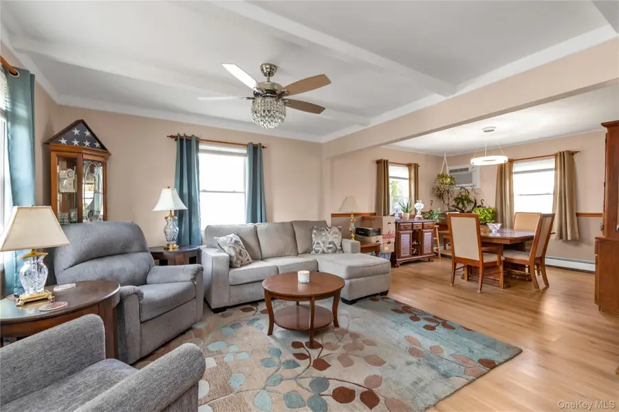 59 Gun Lane, Levittown, NY 11756 - Image #3