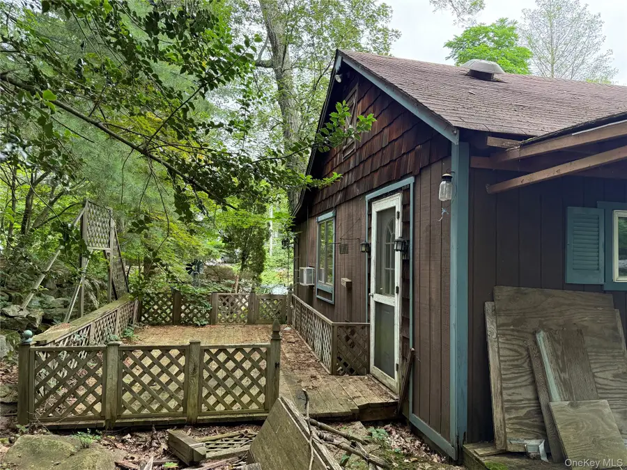 102 Hillair Road, Lake Peekskill, NY 10537 - Image #2