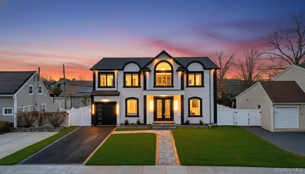 41 Coachman Lane, Levittown, NY 11756 - Image #1