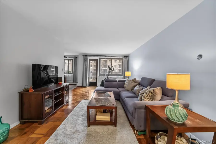 100 E Hartsdale Avenue #3BE, Hartsdale, NY 10530 - Image #3