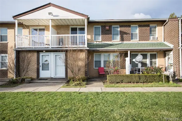 312 Artist Lake Drive, Middle Island, NY 11953