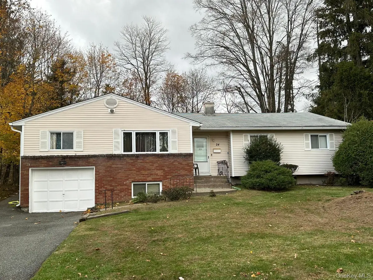 24 Waverly Place, Monsey, NY 10952 - Image #1
