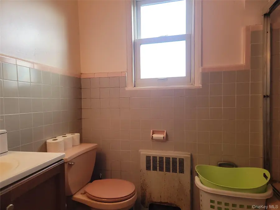 18940 44th Avenue, Flushing, NY 11358 - Image #3