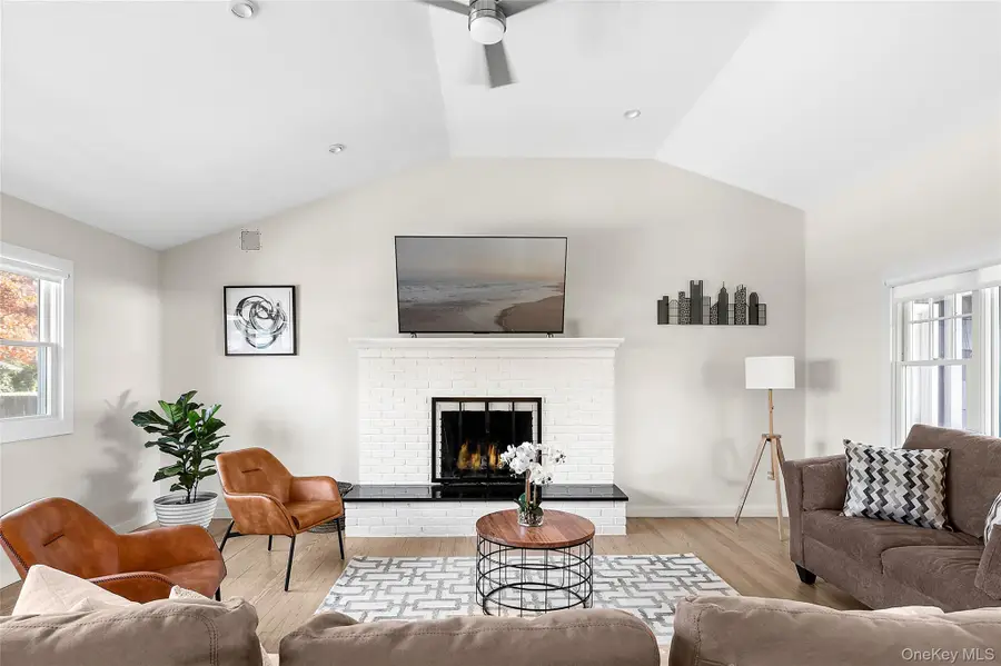 43 Homewood Drive, Hampton Bays, NY 11946 - Image #2