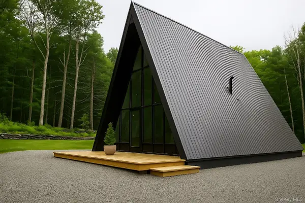 57 Forest Pond Rd, Narrowsburg, NY 12764