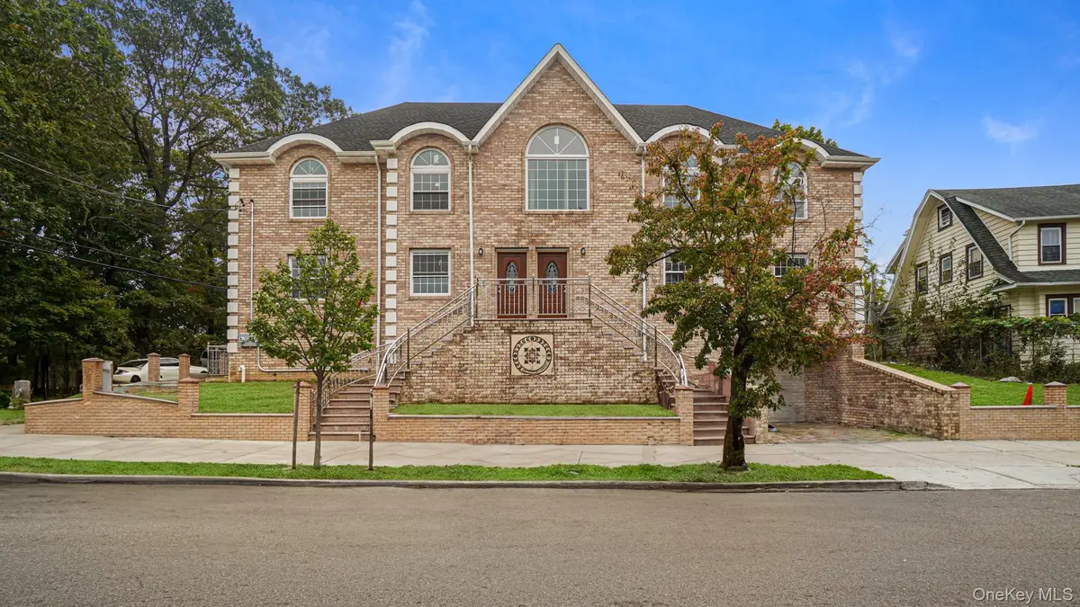 85-02 165th St, Jamaica, NY 11432 - Image #1