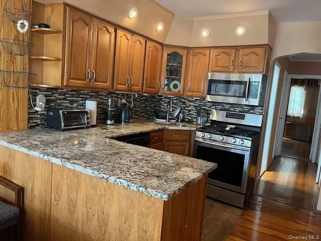 71-22 Calamus Avenue, Woodside, NY 11377 - Image #3