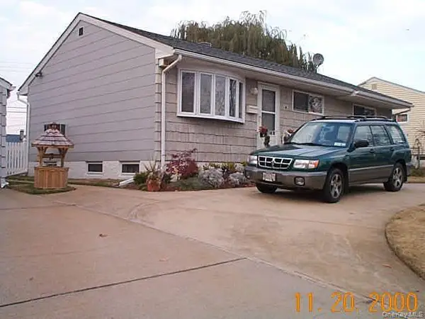 816 Anderson Avenue, Franklin Square, NY 11010