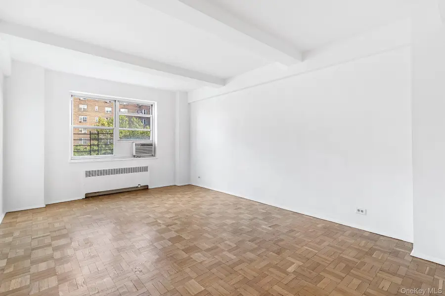 530 Grand Street #8E, New York, NY 10002 - Image #2