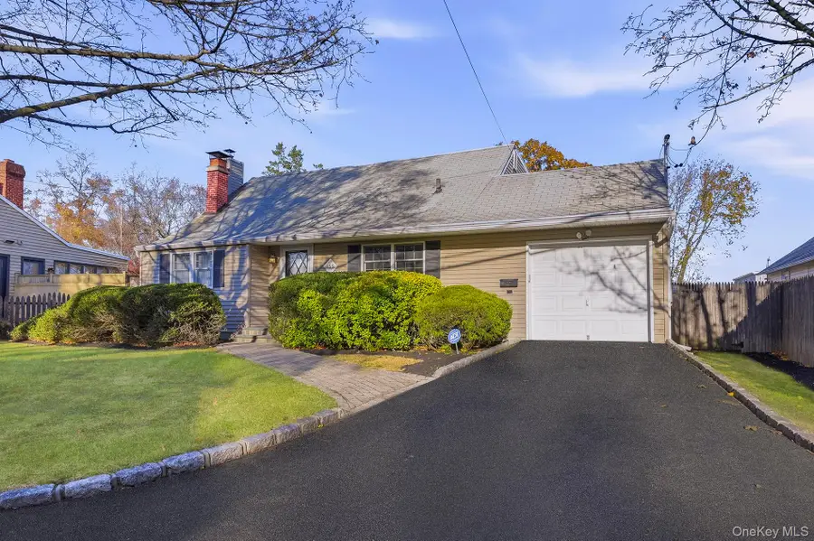 135 E 25th Street, Huntington Station, NY 11746 - Image #3