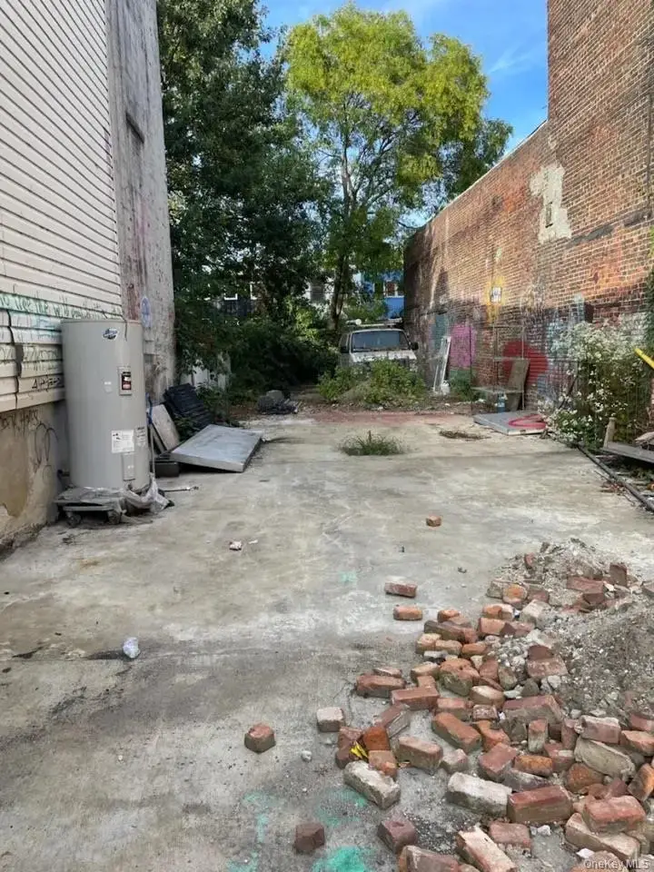 11 W 9th Street, Brooklyn, NY 11231 - Image #2