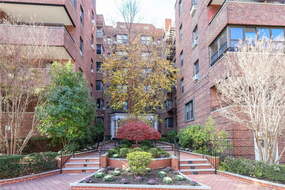 69-40 Yellowstone Boulevard #407, Forest Hills, NY 11375 - Image #1