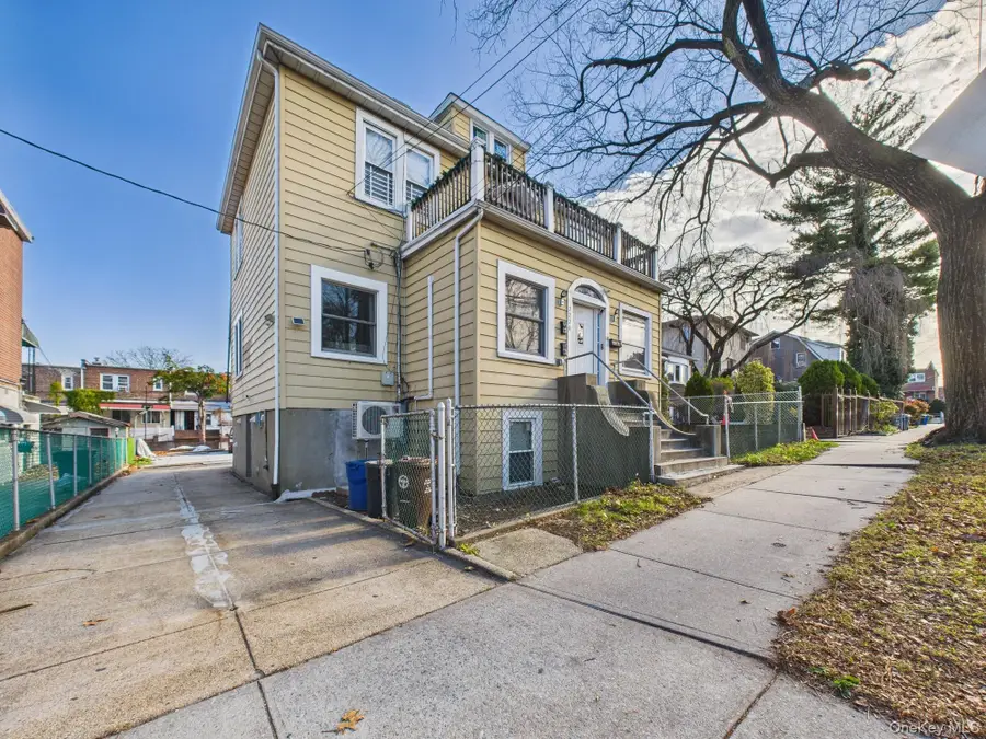 3234 Paulding Avenue, Bronx, NY 10469 - Image #2