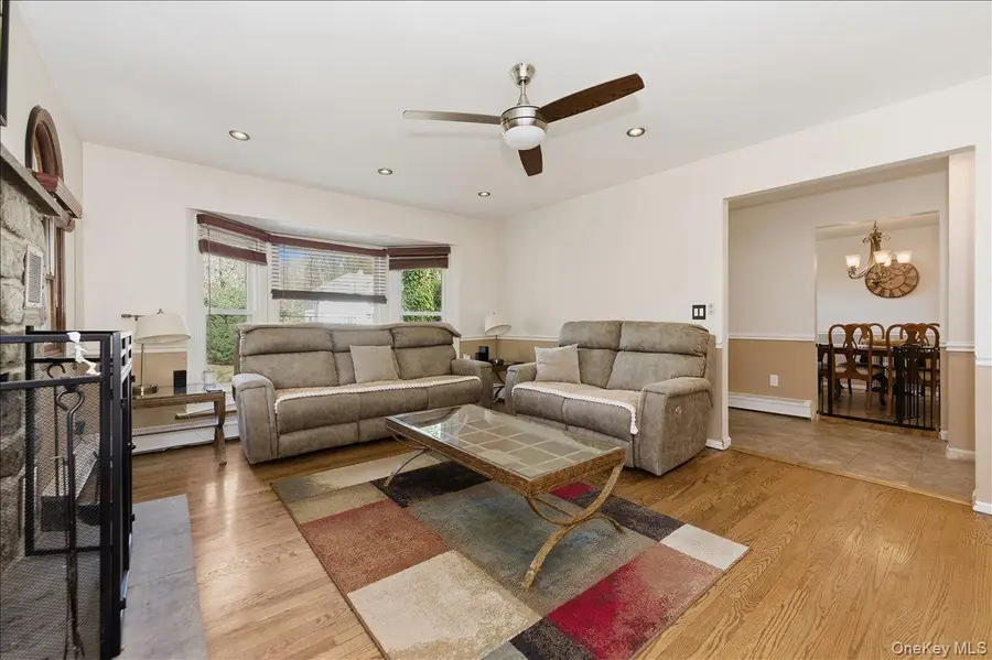 260 Lower Rocky Point Road, Sound Beach, NY 11789 - Image #3