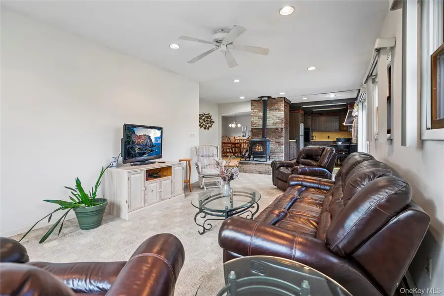 161 Fordham Avenue, Medford, NY 11763 - Image #3