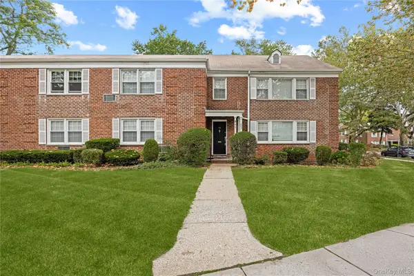 48 Lawrence Park Crescent #48, Bronxville, NY 10708