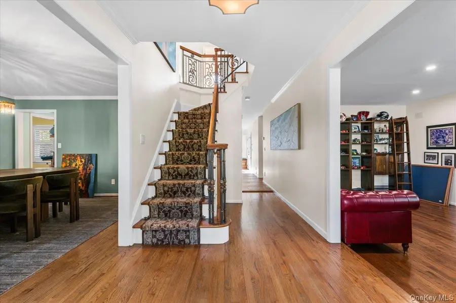 6 Maureen Drive, Mount Sinai, NY 11766 - #2