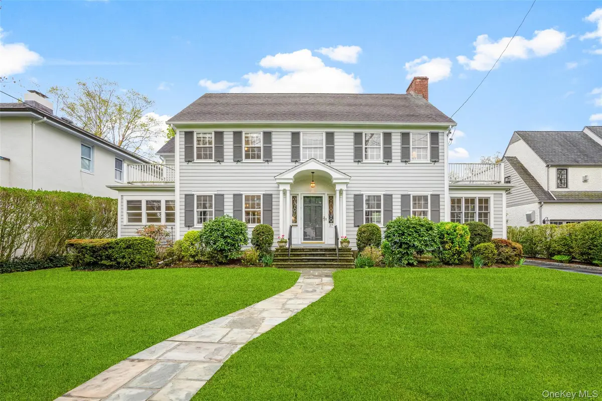 27 Oak Avenue, Larchmont, NY 10538 - #1