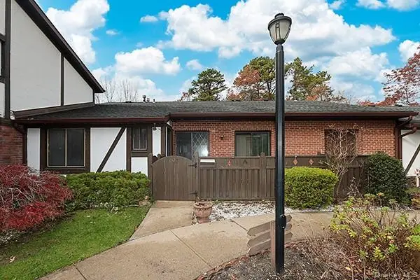 603 Blue Ridge Drive, Medford, NY 11763 - Image #2