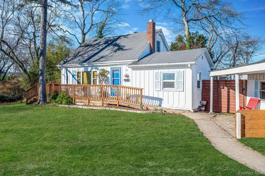 92 E John Street, Lindenhurst, NY 11757 - Image #2