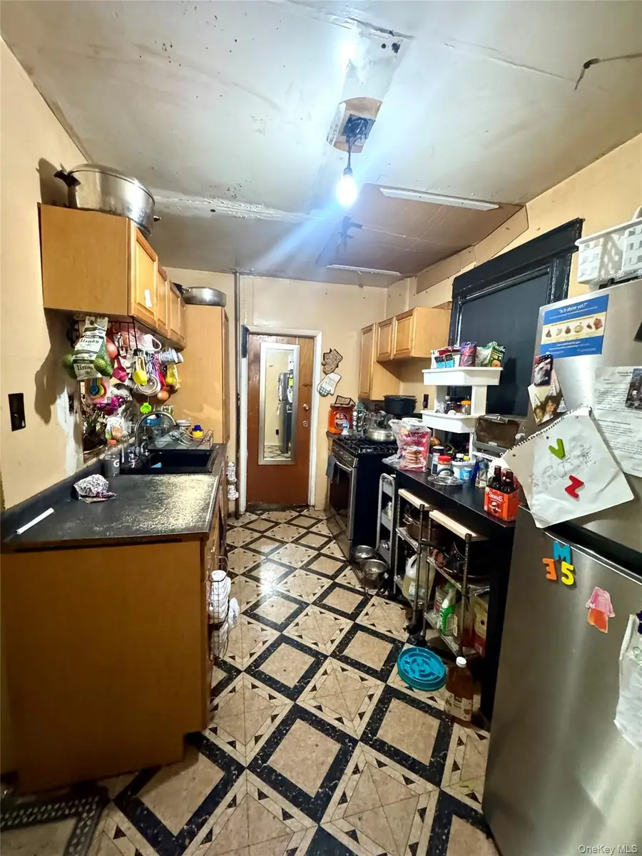 134-15 102nd Avenue, South Richmond Hill, NY 11419 - Image #3