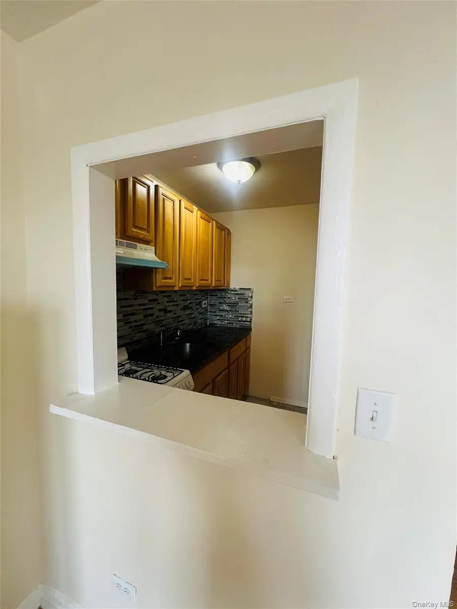 2181 Starling Avenue #5D, Bronx, NY 10462 - #3