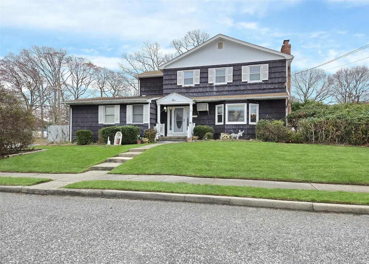 1 Jamar Lane, Ronkonkoma, NY 11779 - Image #1