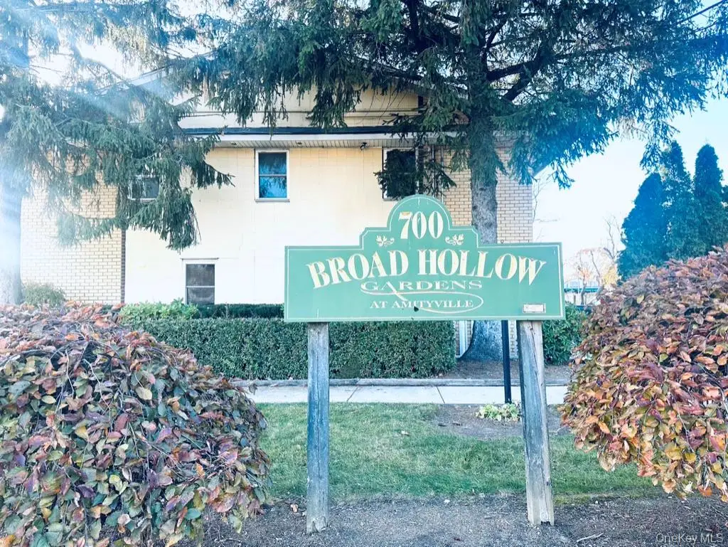 700 Broadway #26, Amityville, NY 11701 - Image #1