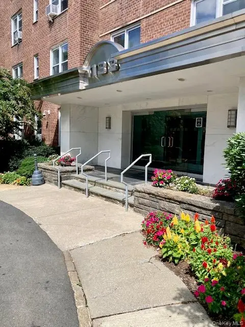 1133 Midland Avenue #2G, Bronxville, NY 10708 - Image #2