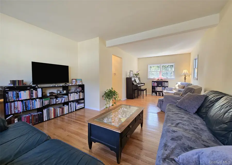 119 Noel Drive, Centereach, NY 11720 - Image #3