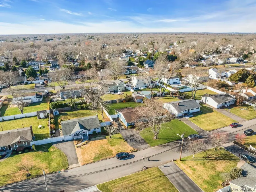 128 Wyandanch Road, Sayville, NY 11782 - #2