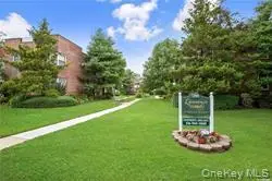 285 Central Avenue #D-7, Lawrence, NY 11559 - Image #3