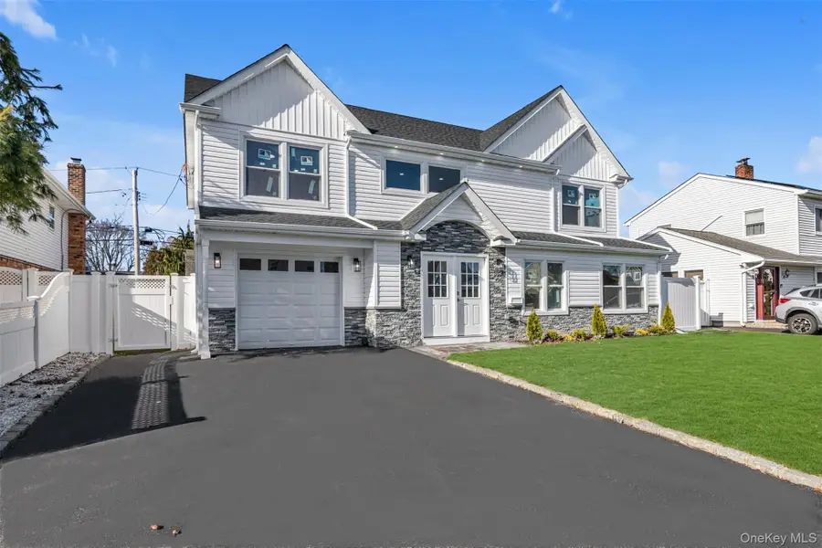 33 Prentice Road, Levittown, NY 11756 - Image #2